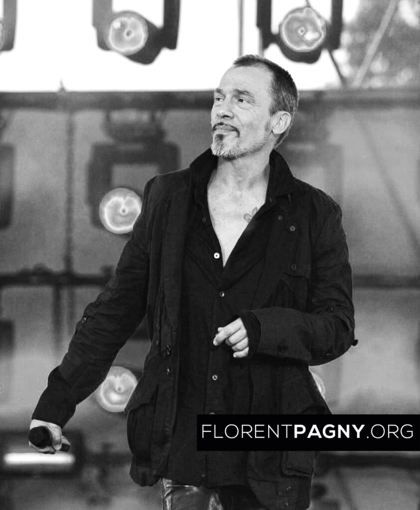 Florent Pagny performs at the France 2 Live Show Fete de la Musique in the Bagatelle Gardens on June 21, 2008, in Paris, France. (Photo by Toni Anne Barson Archive/WireImage)